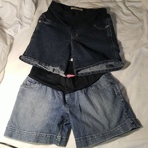 Two pair a maternity shorts blue jeans